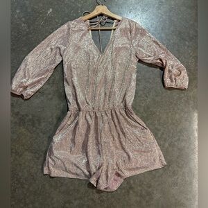 Caramela Metallic Rose Gold Long Sleeve Tie-Back Romper Women’s Medium